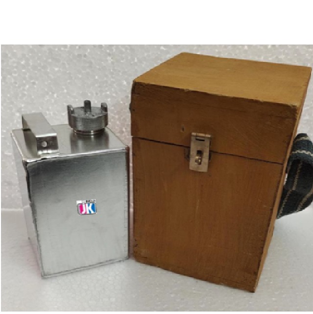 018 Sample Box Rectangular Bottle 1 Ltr.